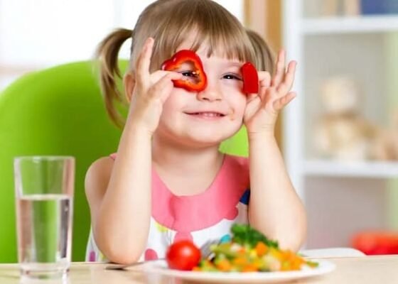 Alimentos saludables que fortalecen el cuerpo y la mente en la etapa escolar